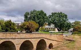 Bridge Cottages Sargeants & Armoury Cottages 1823 - History & Charm